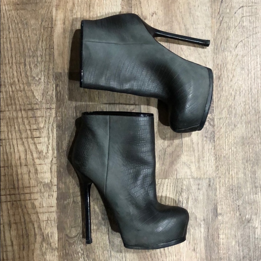 YSL Tribtoo Degrade Leather Platform Ankle Booties - Picture 1 of 8